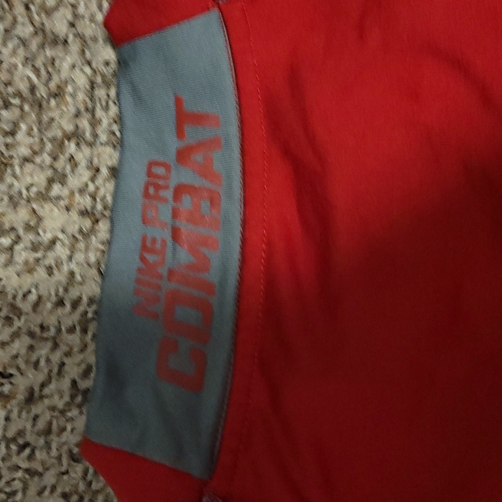 Nike - Picture 4 of 5
